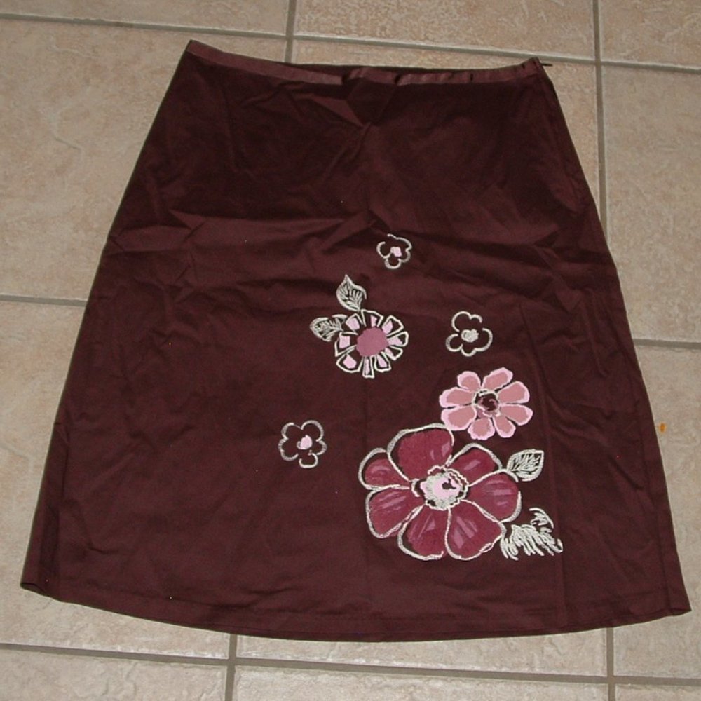 jonathan martin Maroon A-Line Skirt with Pink Floral Appliqué